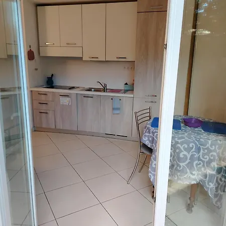 شقة Monolocale Costa Azzurra مينتون